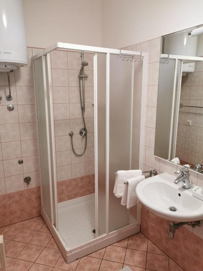 Apartments Ines メドゥリン エクステリア 写真