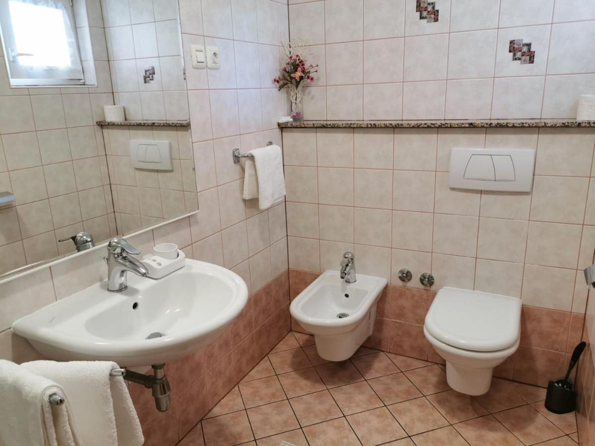 Apartments Ines メドゥリン エクステリア 写真